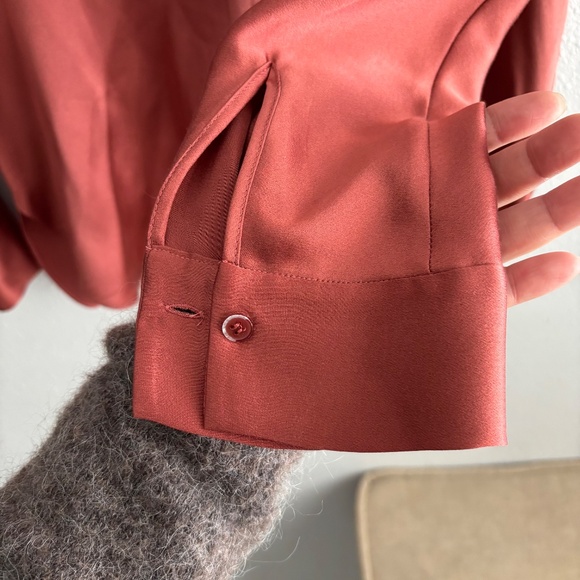 Vince 100% Silk Rust Orange Silk Blouse - Picture 7 of 11